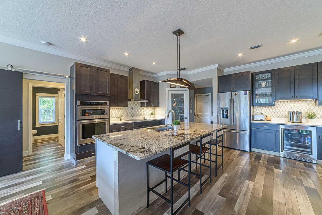 Photo of 4434 Long Lake Road