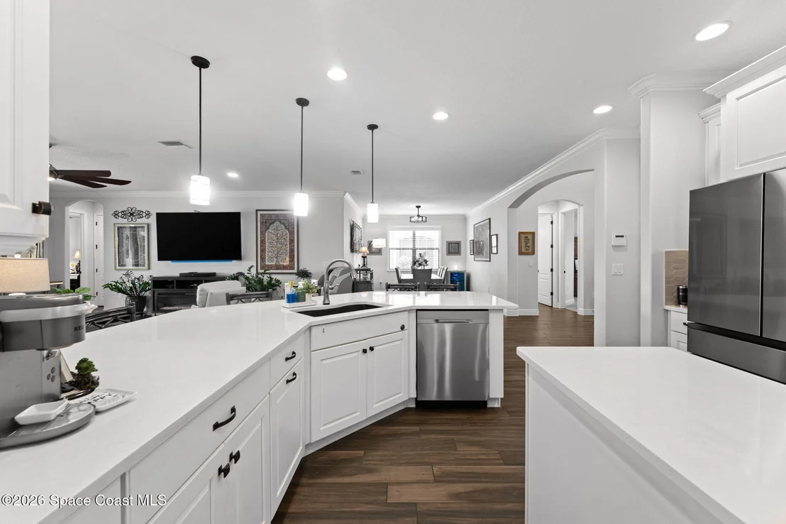 Photo of 8146 Stonecrest Drive