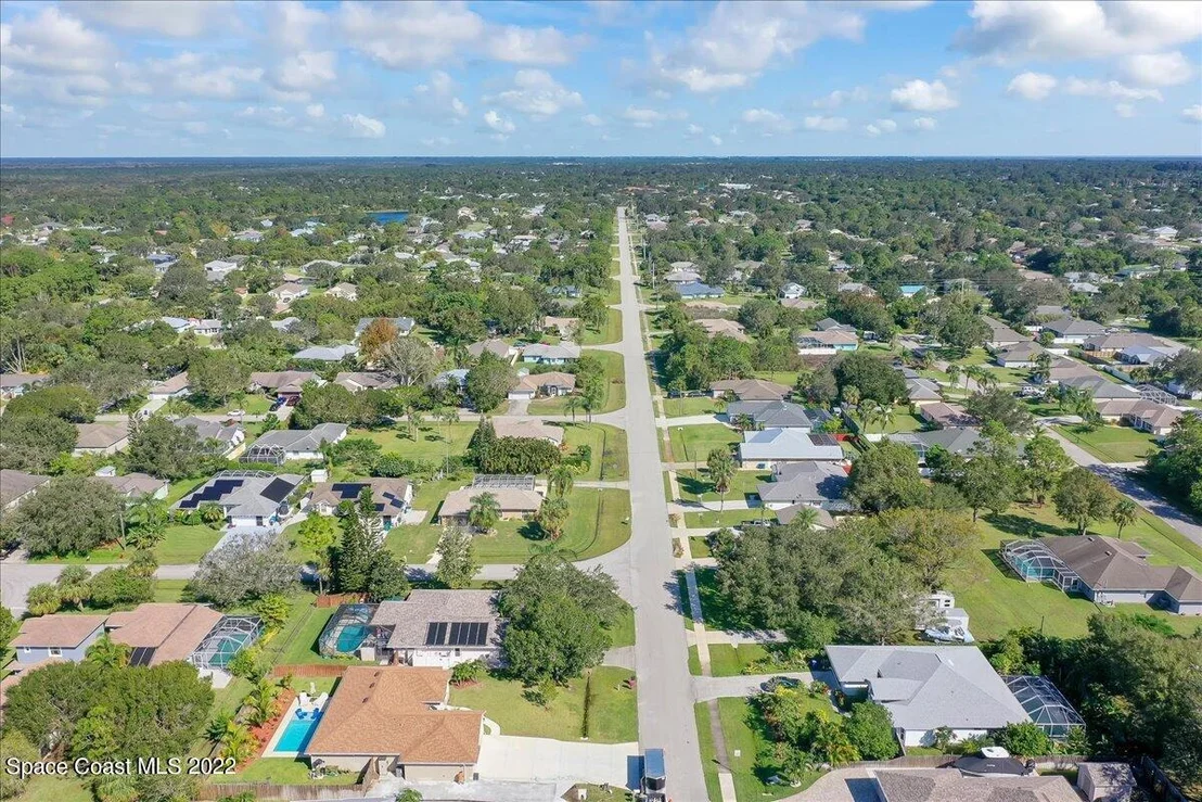 Photo of 1477 Bevan Drive