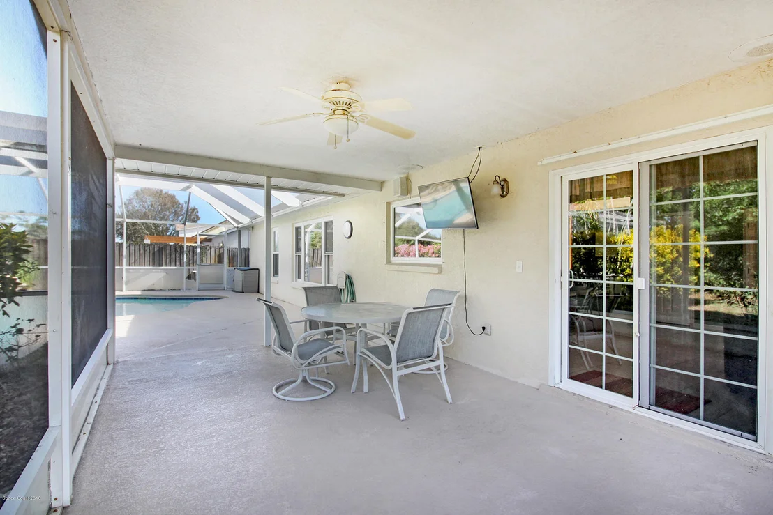 Photo of 922 Jamestown Drive