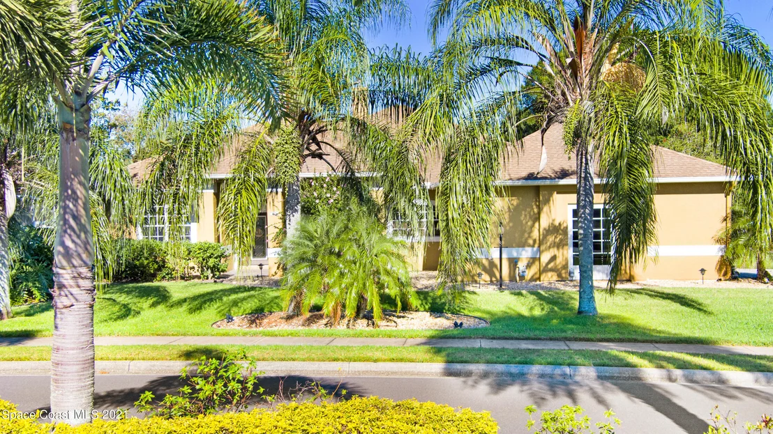 Photo of 346 Carmel Drive