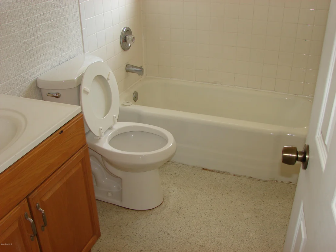 Photo of 1005 Jersey Lane NE