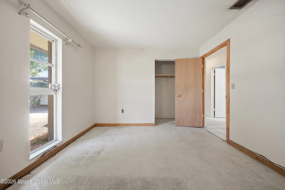 Photo of 1139 Groves Drive