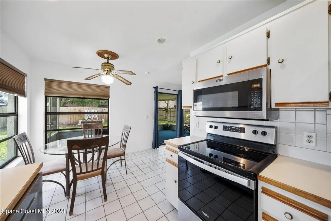 Photo of 1537 Clover Circle