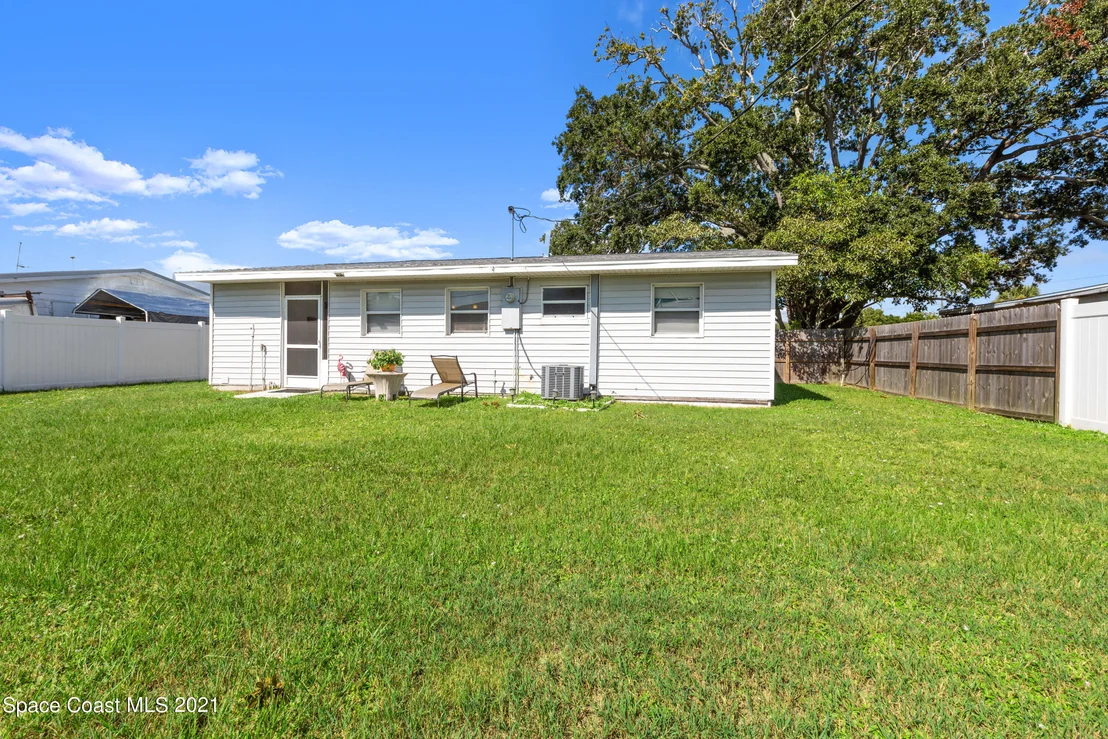 Photo of 4163 Robinhood Drive