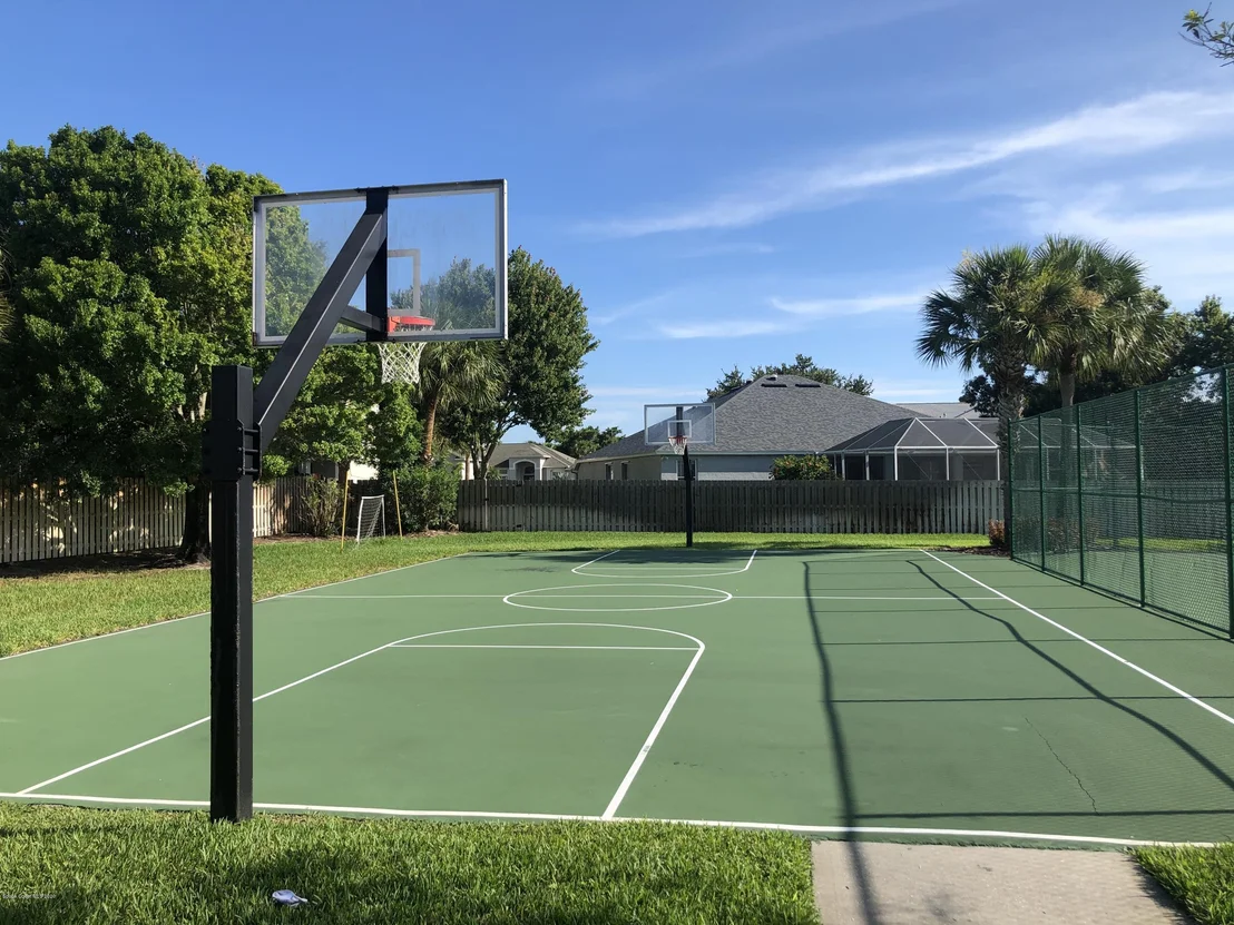 Photo of 5755 Sheffield Place