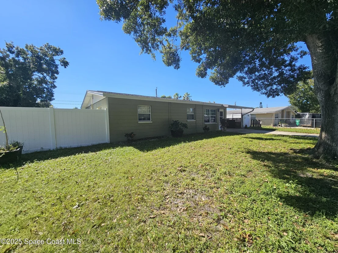 Photo of 5120 Martin Lane