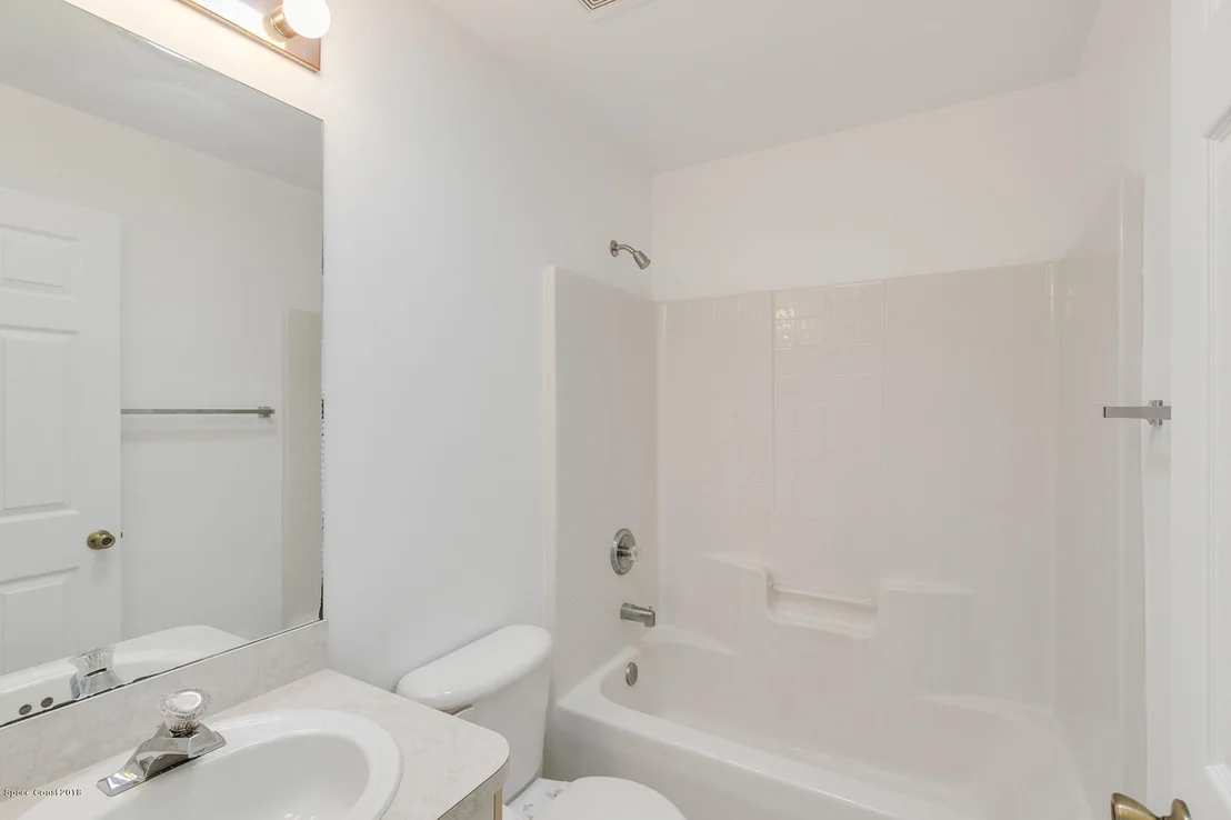 Photo of 933 Del Mar Circle