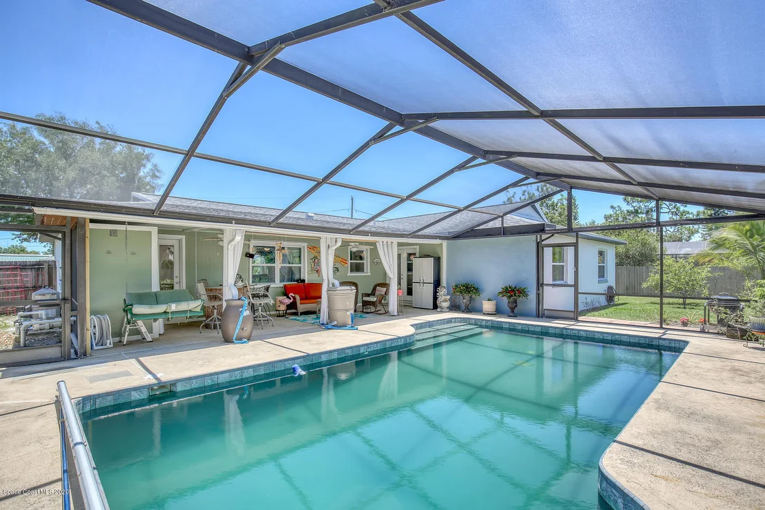 Photo of 1216 Palmdale Circle NE