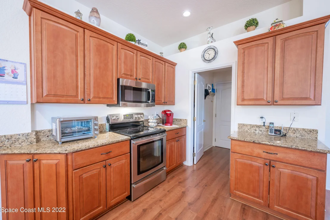 Photo of 697 Carriage Hill Road