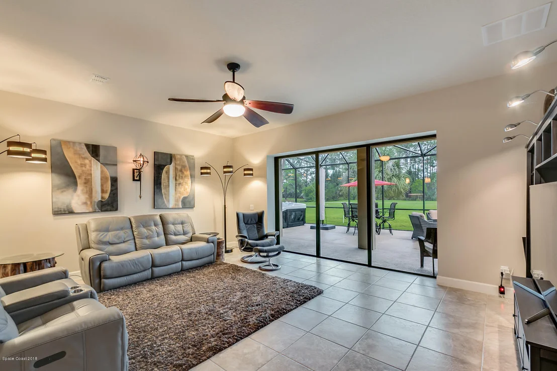 Photo of 1528 Outrigger Circle