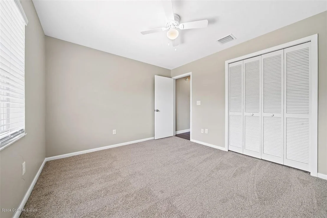 Photo of 977 Pineland Drive