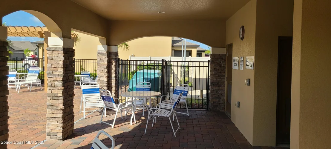 Photo of 548 Coyote Drive
