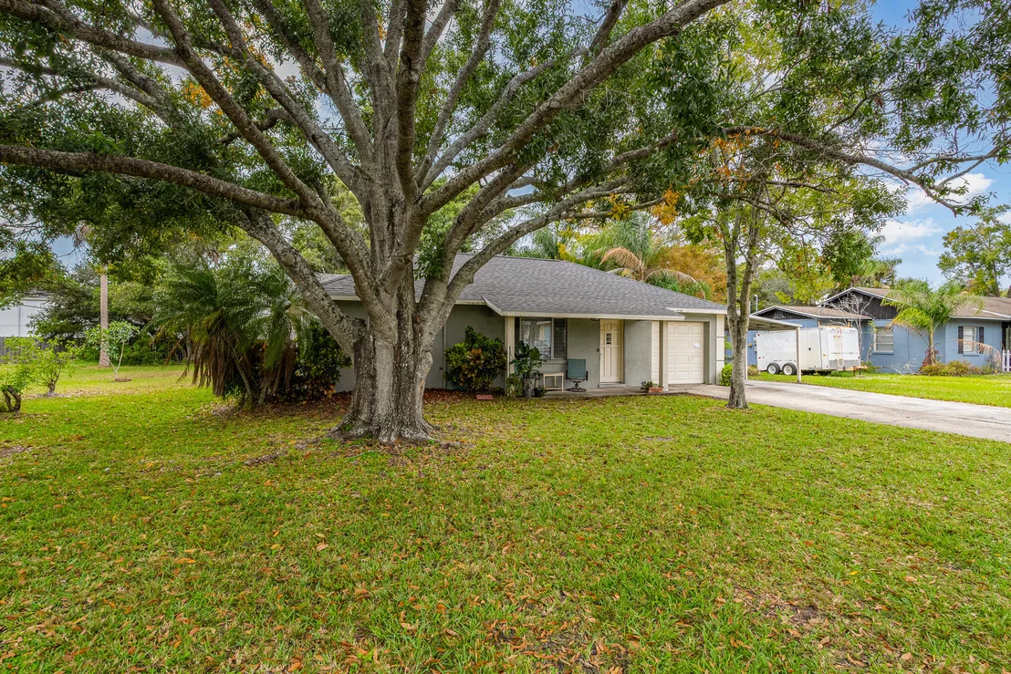 Photo of 1908 Glendon Drive