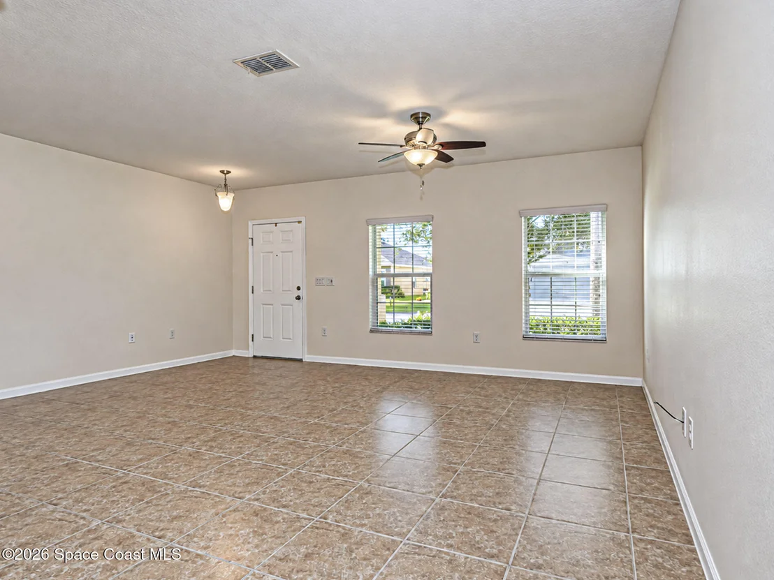 Photo of 116 Amherst Lane