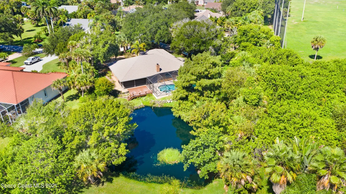 Photo of 255 River Road Circle