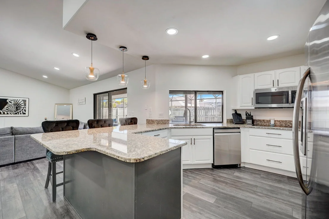 Photo of 2039 Bottlebrush Drive