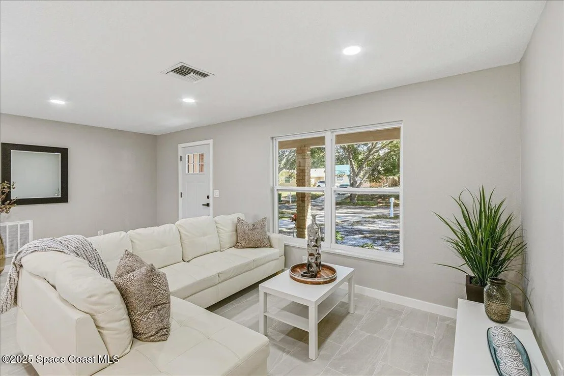 Photo of 2209 Iona Drive