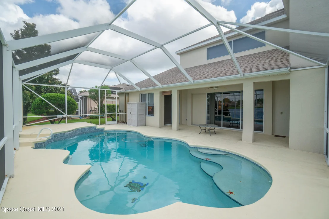 Photo of 5876 Arlington Circle
