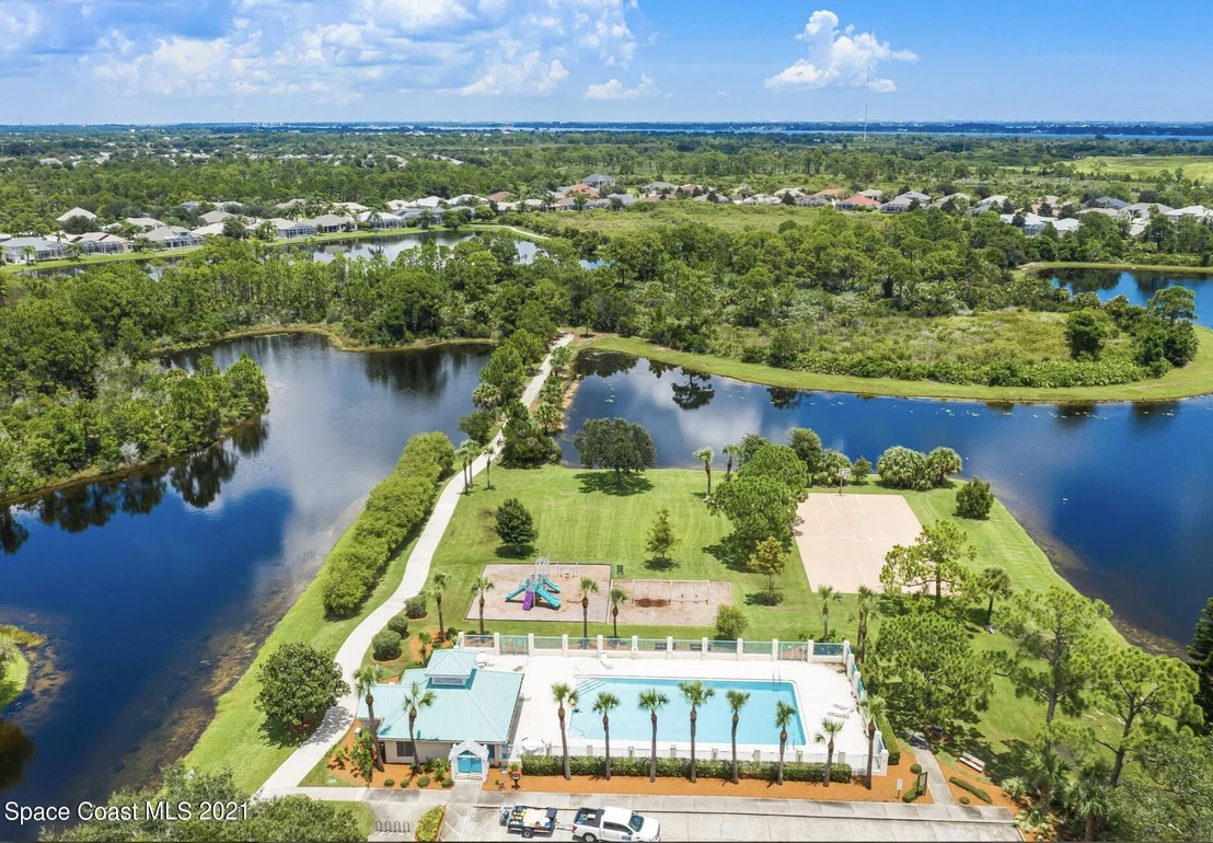 Photo of 5791 Herons Landing Drive
