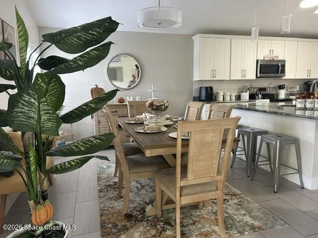 Photo of 2572 Addington Circle