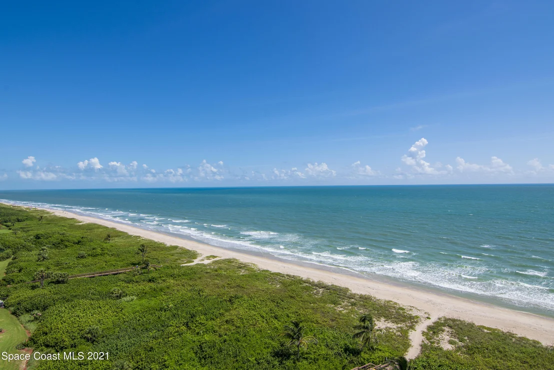 Photo of Unit PHA2 at 3100 N Highway A1a