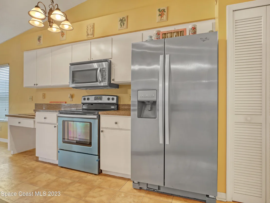 Photo of 958 Lyons Circle NW