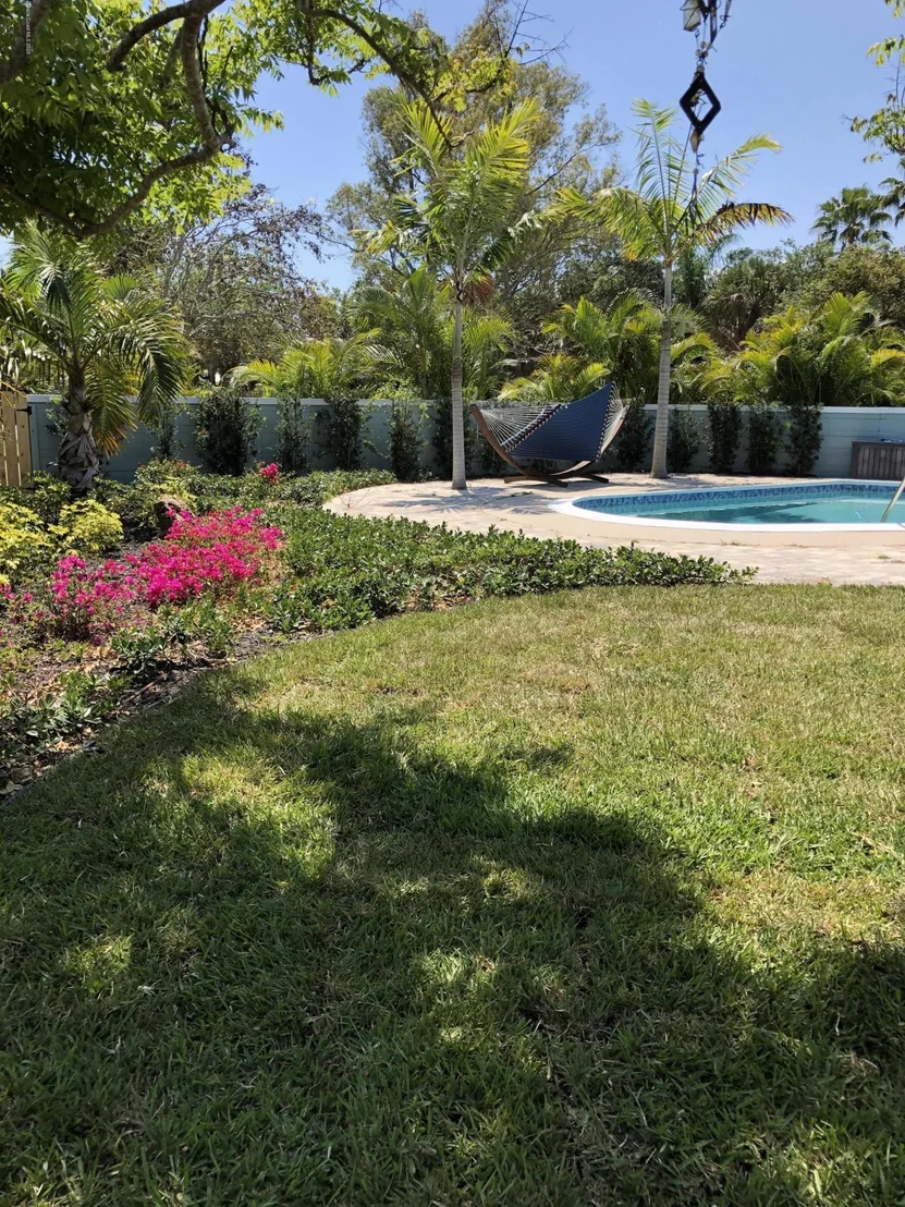 Photo of 905 Magnolia Drive