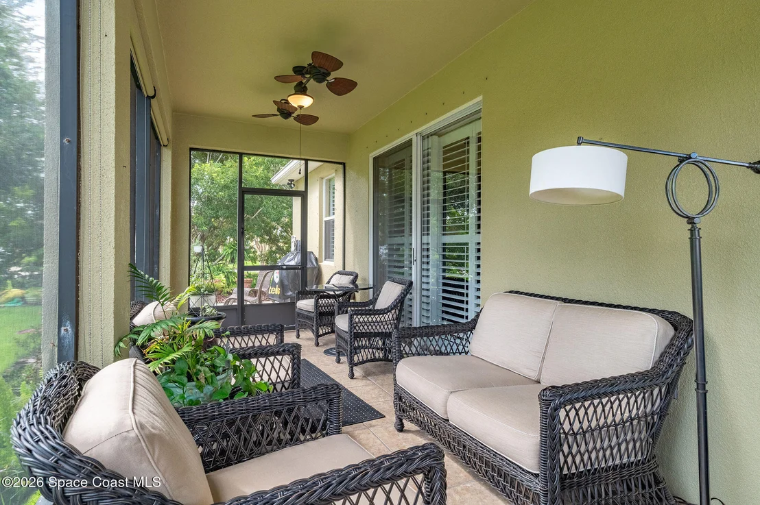 Photo of 522 Waterside Circle