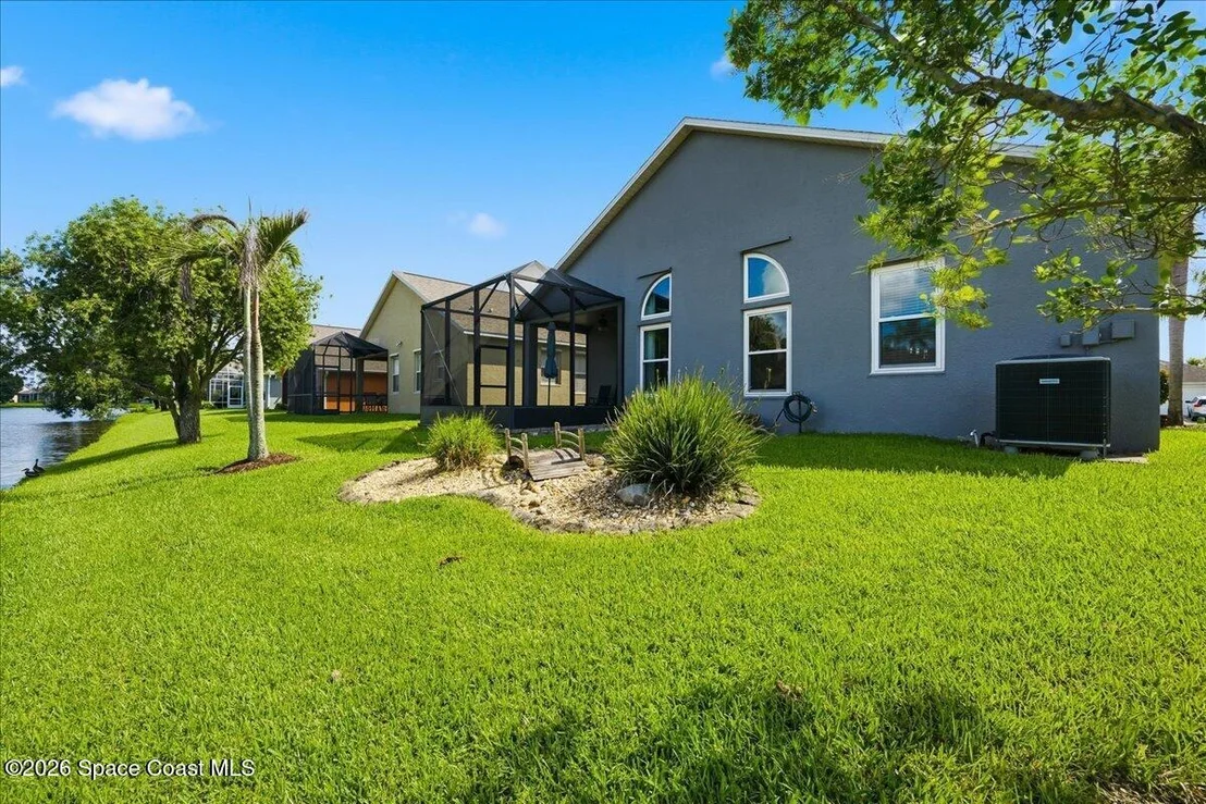 Photo of 4570 Portage Trail