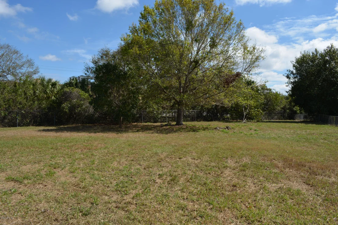 Photo of 1643 Fairfield Circle NE