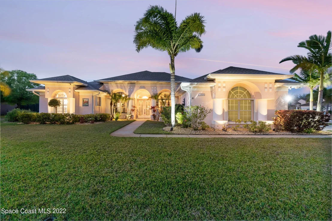 Photo of 1338 Centennial Way
