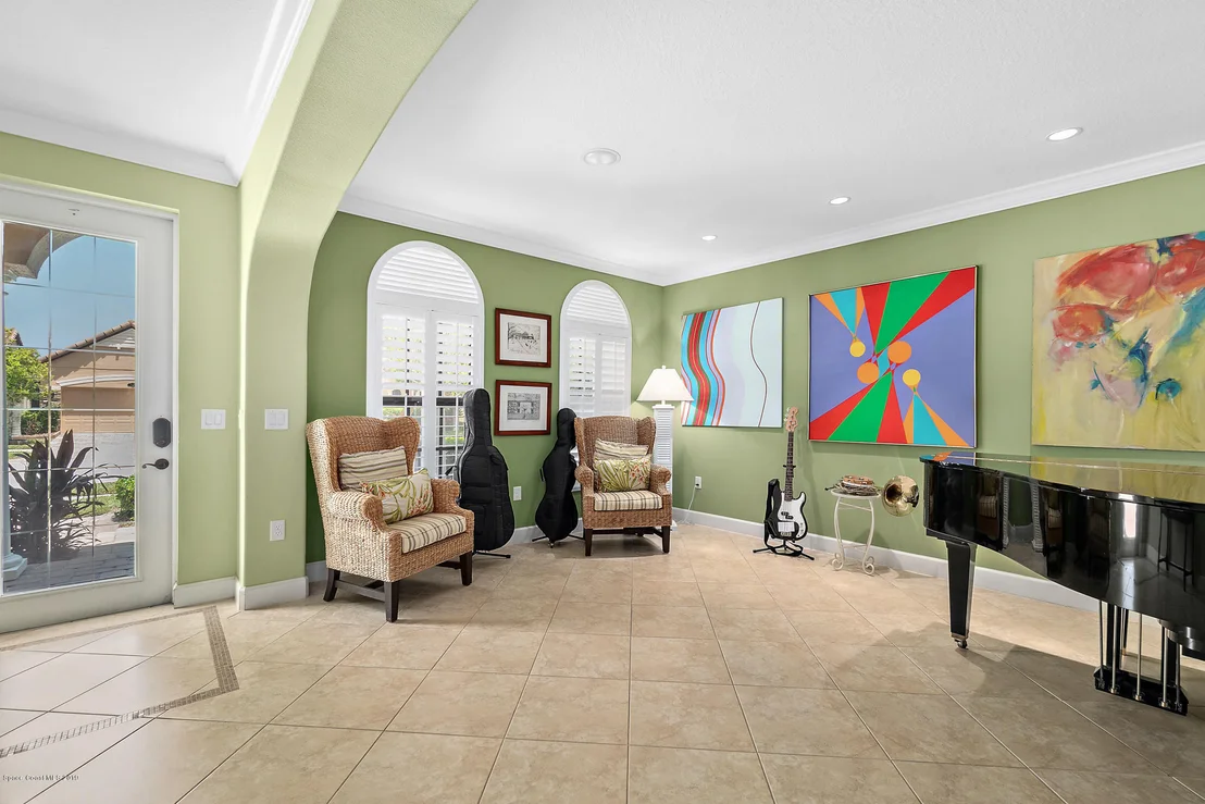 Photo of 698 Monterey Drive