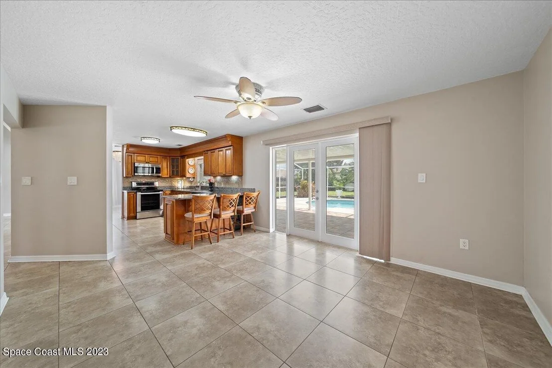 Photo of 1339 Heritage Acres Boulevard