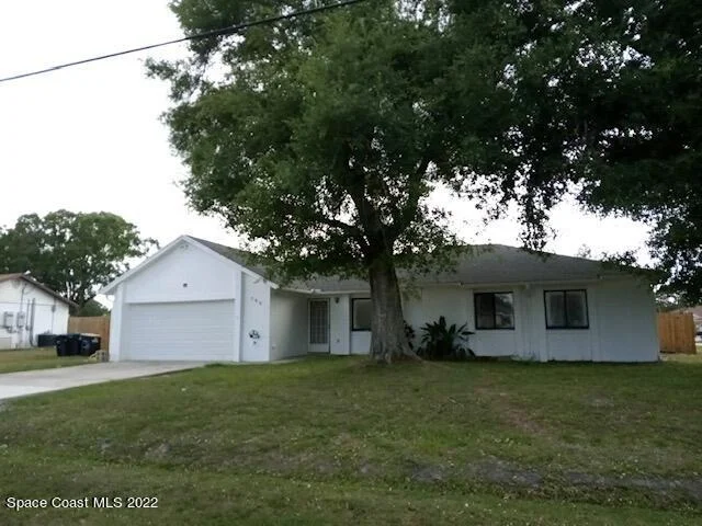 Photo of 580 Eldron Boulevard SE