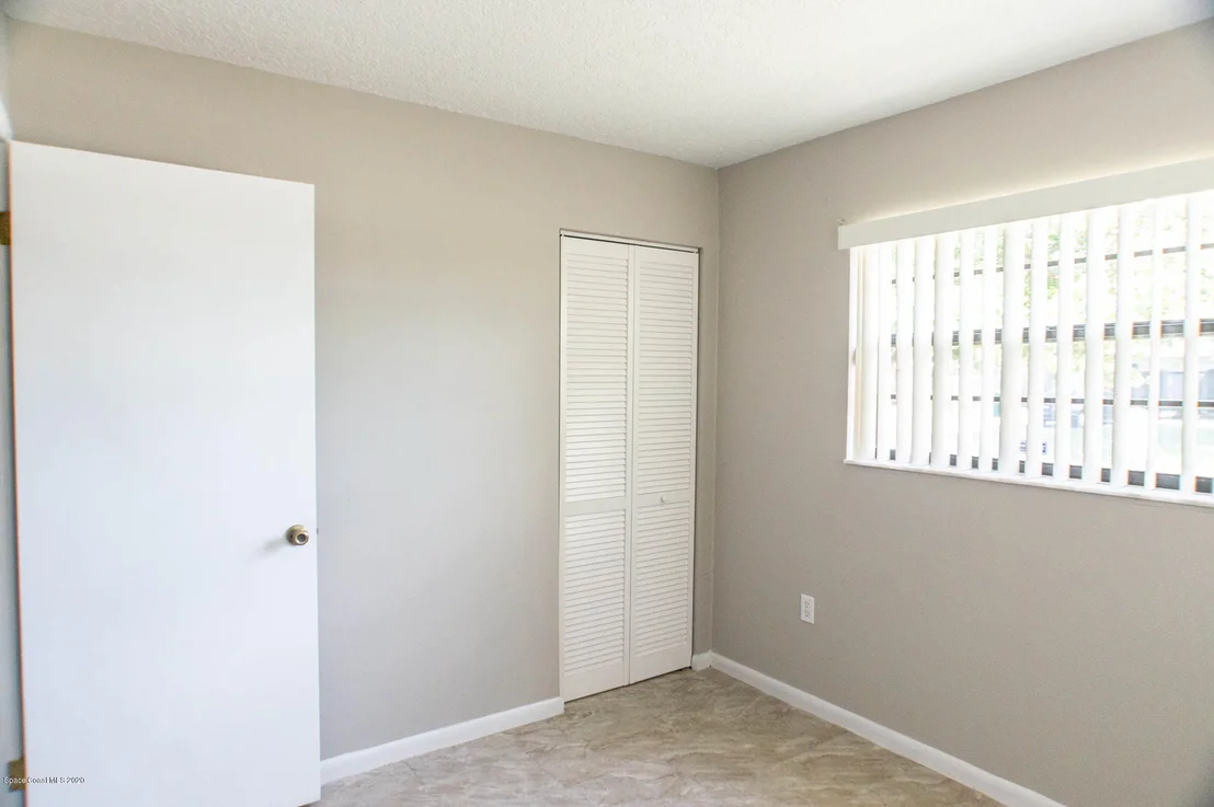 Photo of 1378 Eva Lane