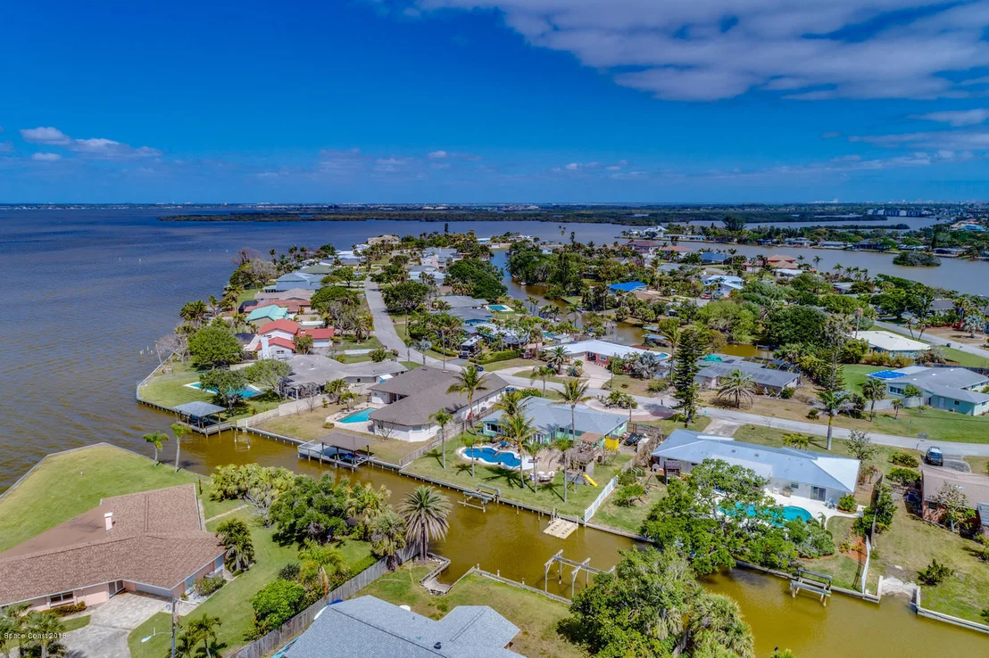 Photo of 37 W Point Drive
