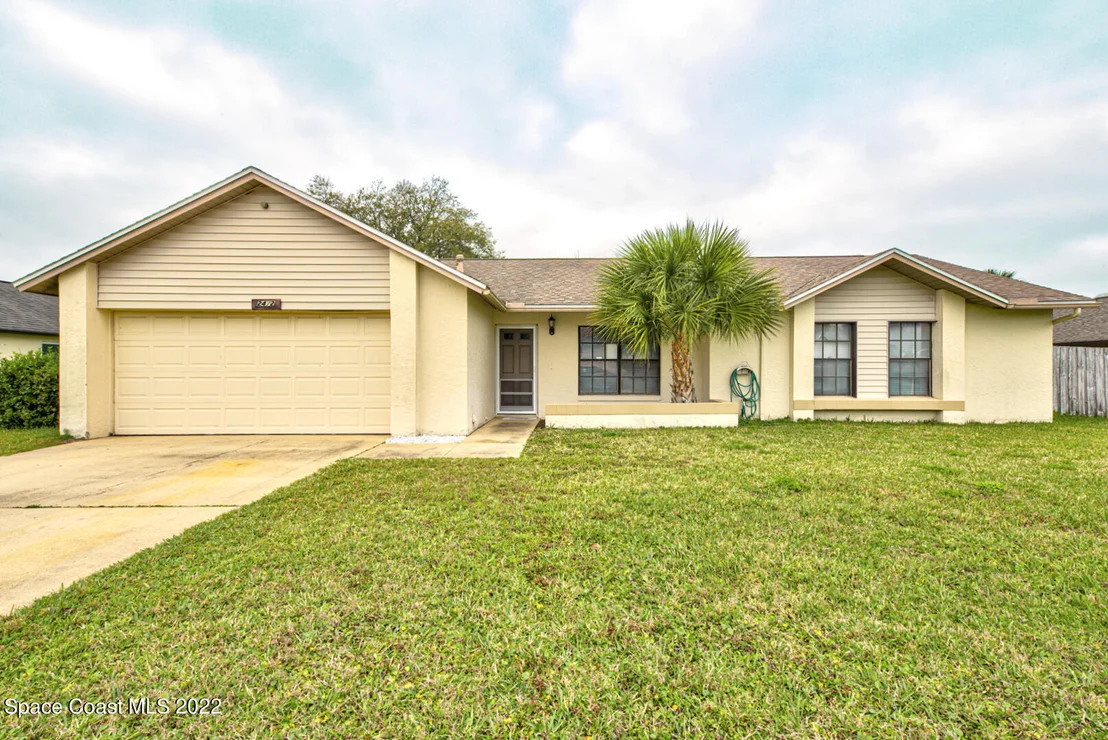 Photo of 2472 Nobility Avenue