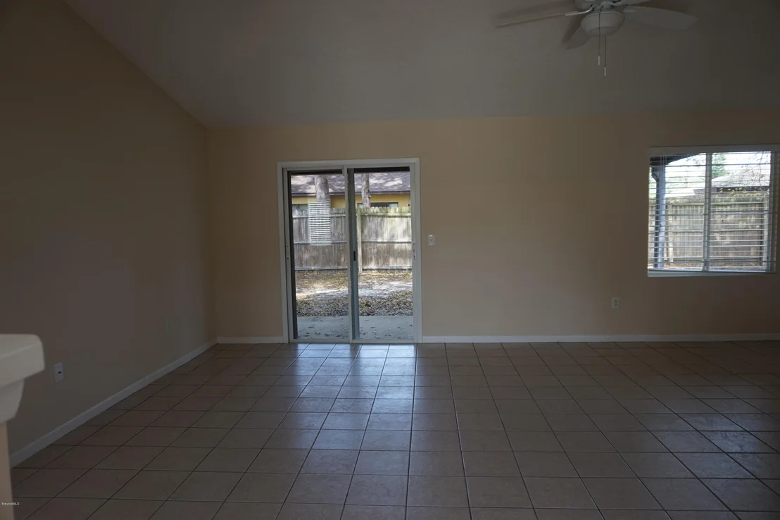 Photo of 850 Pine View Avenue
