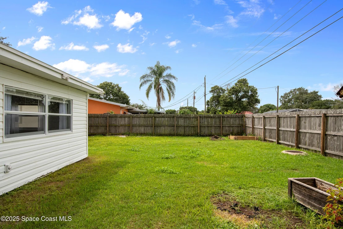 Photo of 620 Clarke Avenue