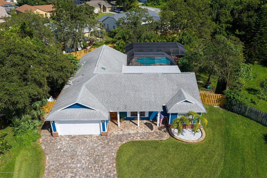 Photo of 2360 Oak Creek Circle