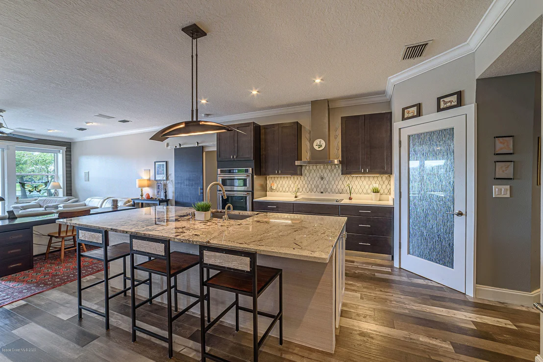 Photo of 4434 Long Lake Road