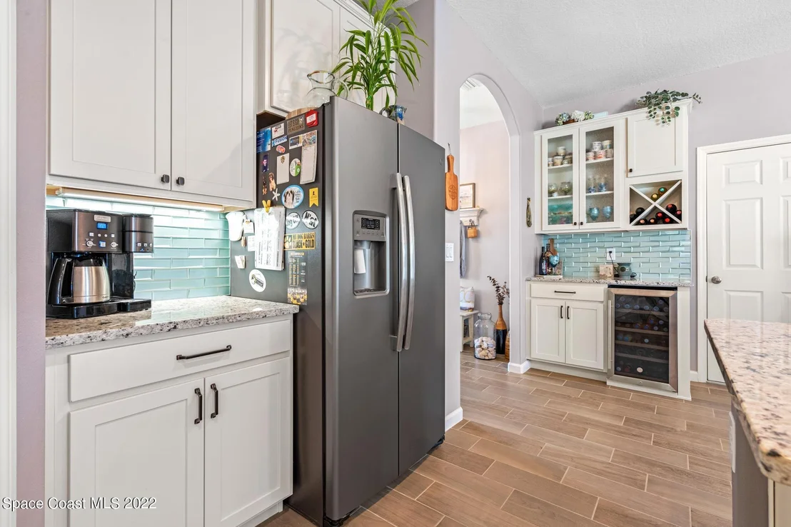 Photo of 982 Peta Way