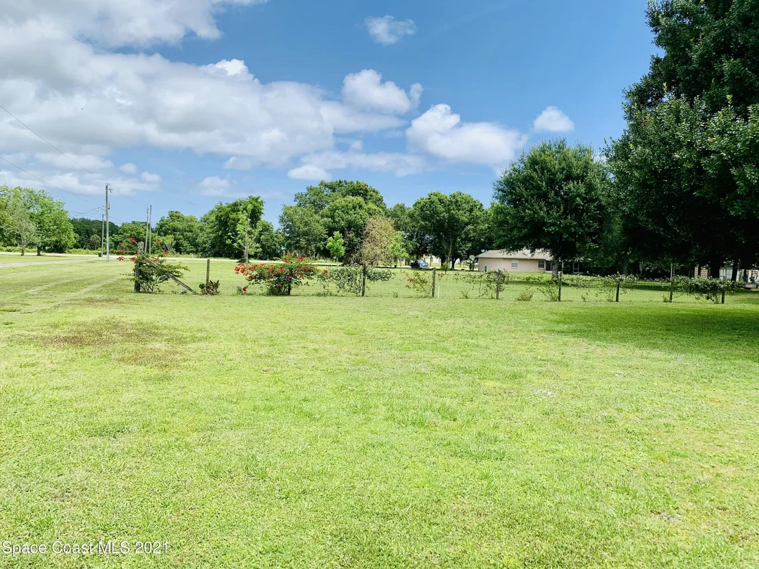 Photo of 3155 Lionel Road