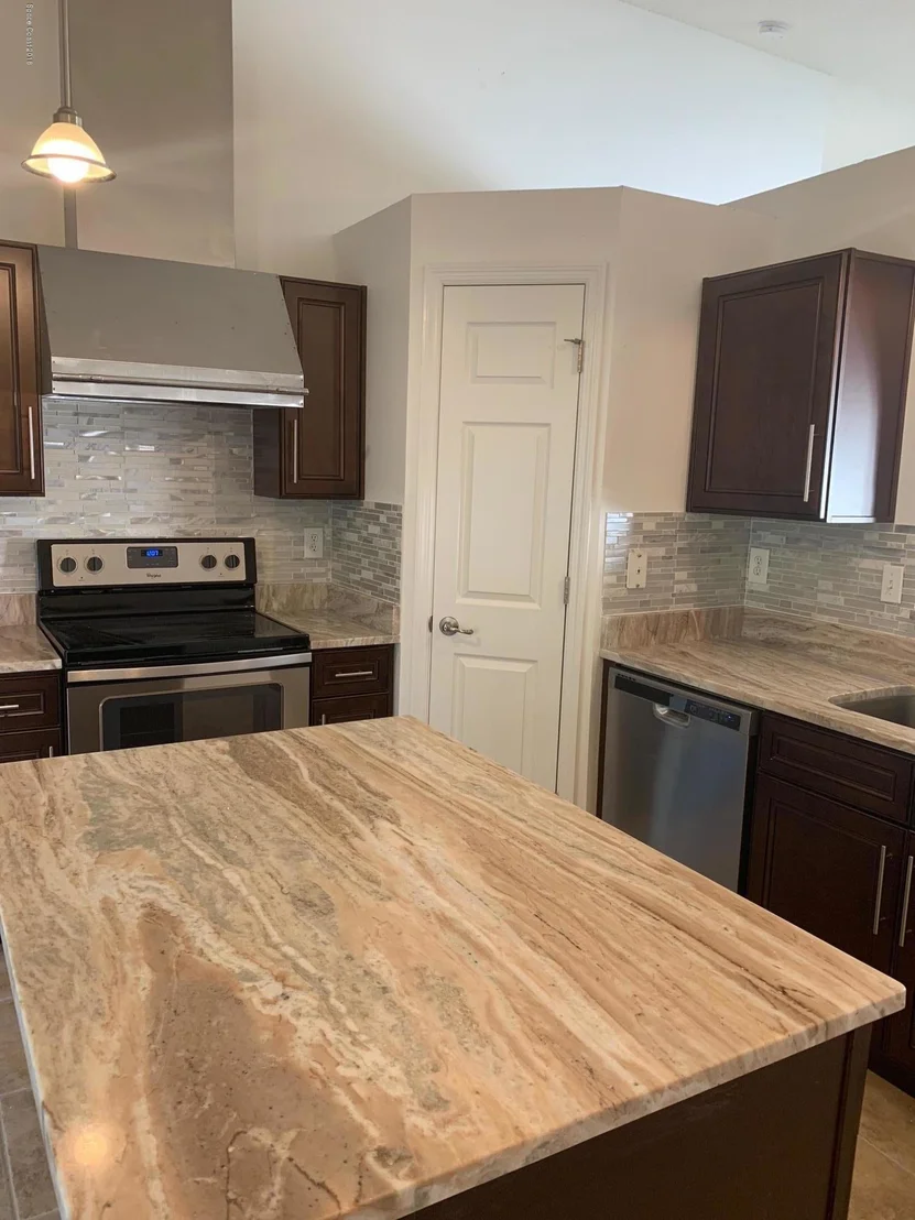 Photo of 2884 Maderia Circle