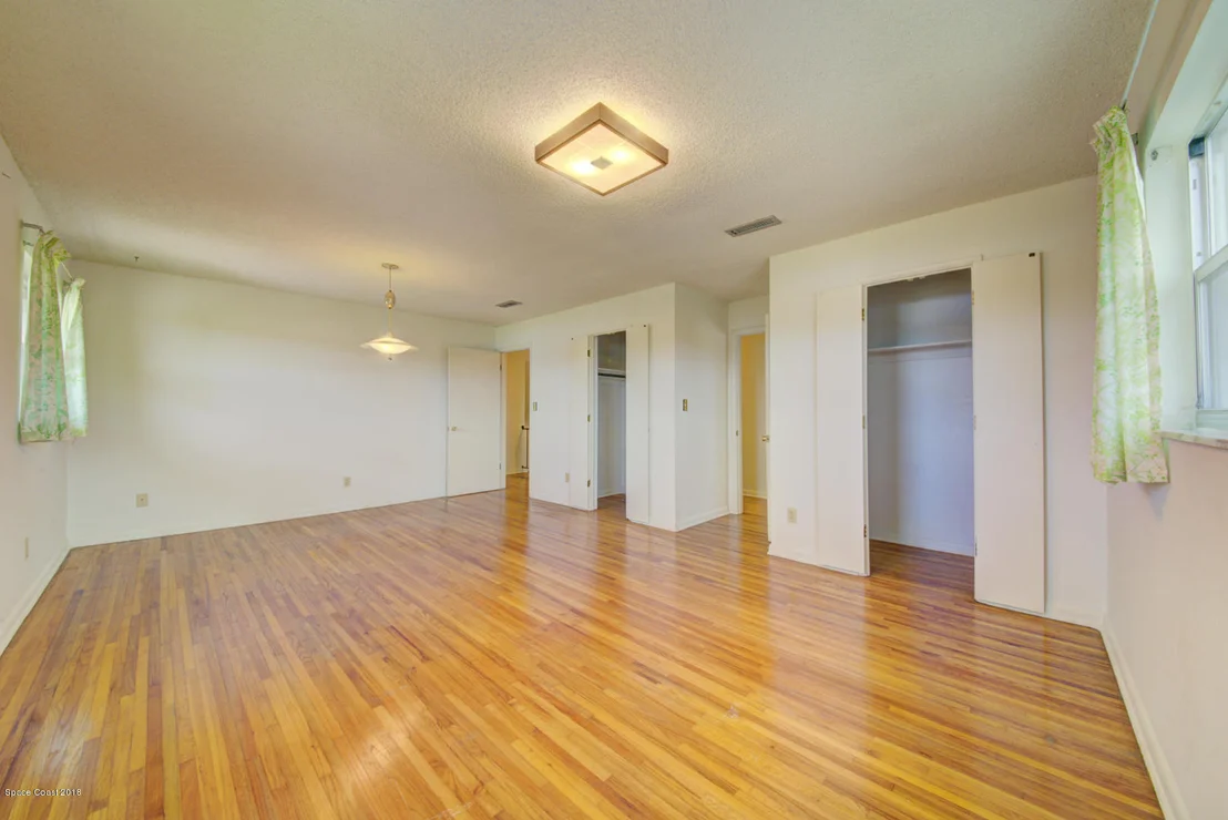 Photo of 381 Chester Drive