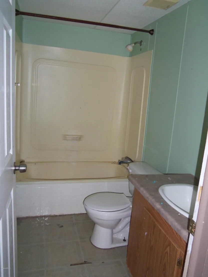 Photo of 6952 Aster Drive