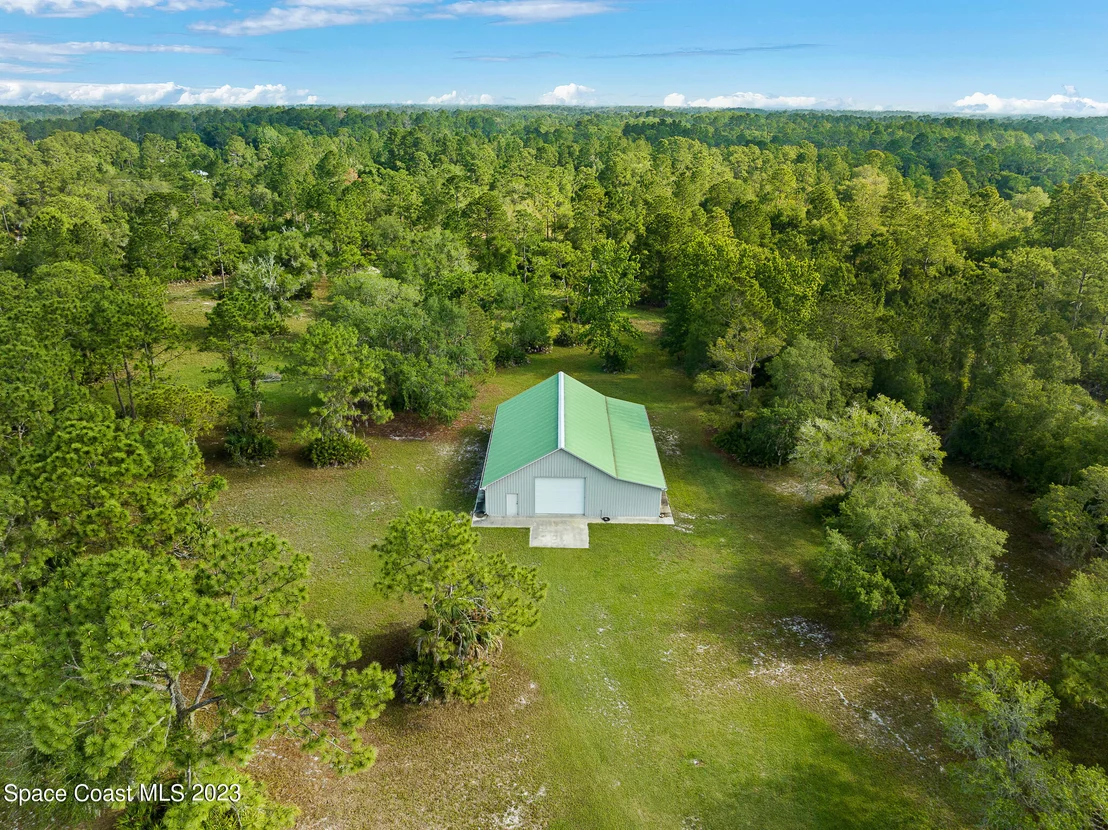 Photo of 927 Iron Bend Trail