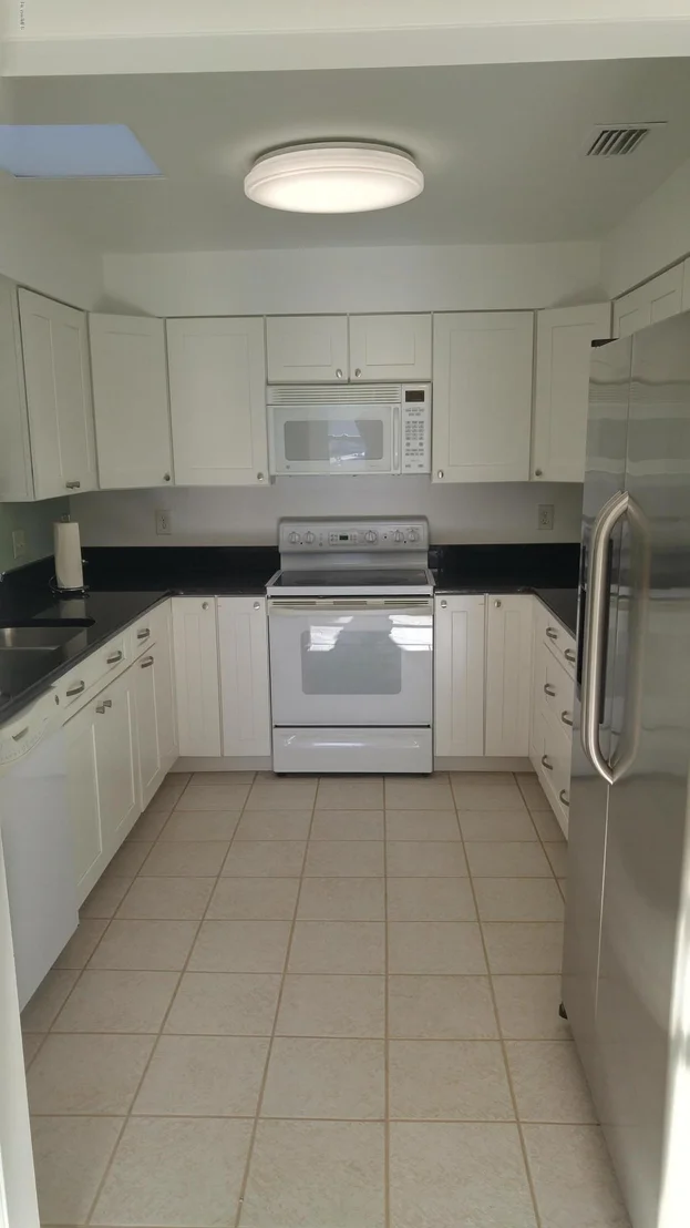 Photo of 180 Heron Drive