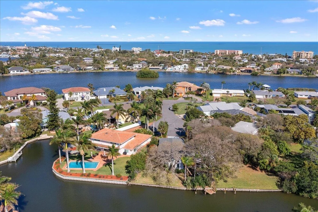 Photo of 1748 Bay Shore Drive